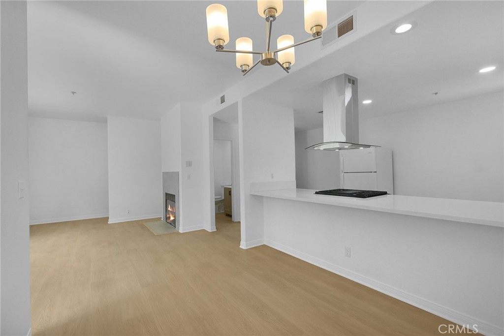 42 N Michigan 7 Property Photo 15