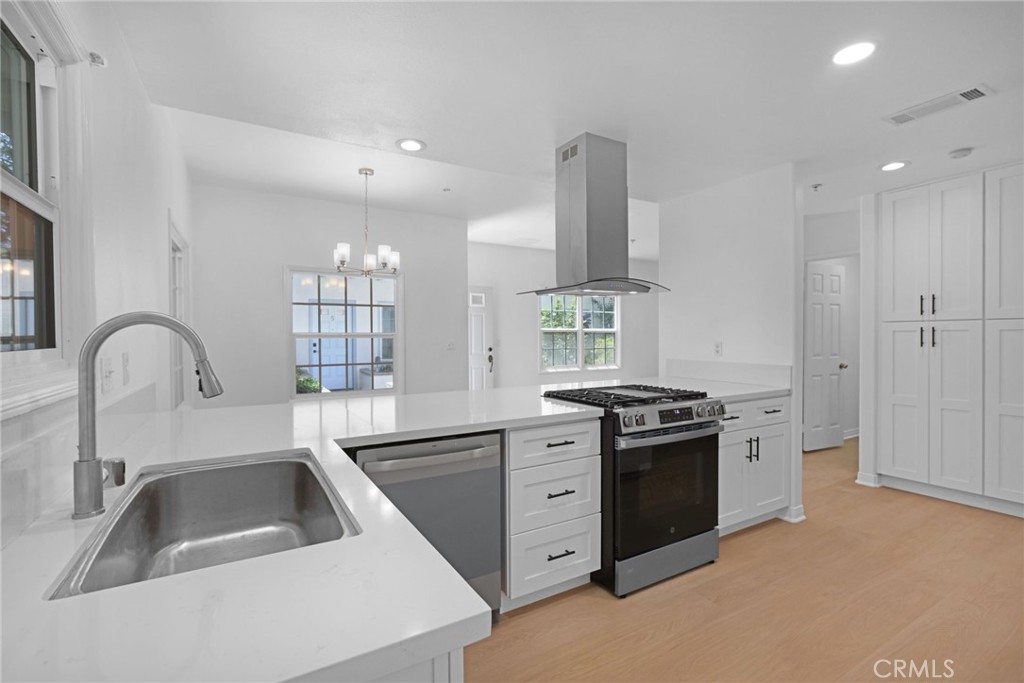 42 N Michigan 7 Property Photo 18