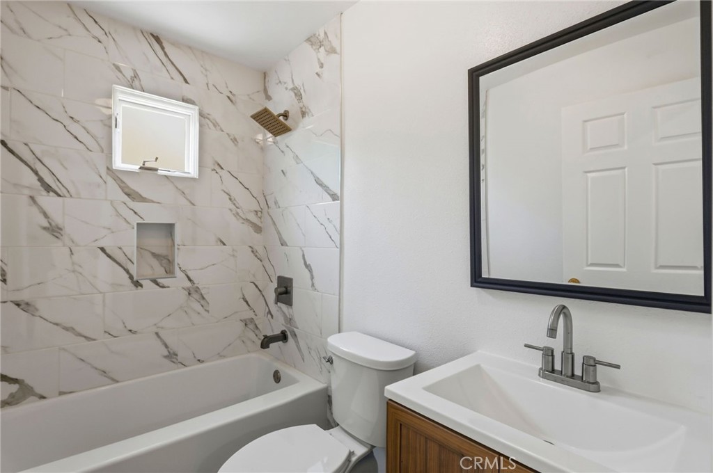 42 N Michigan 7 Property Photo 28