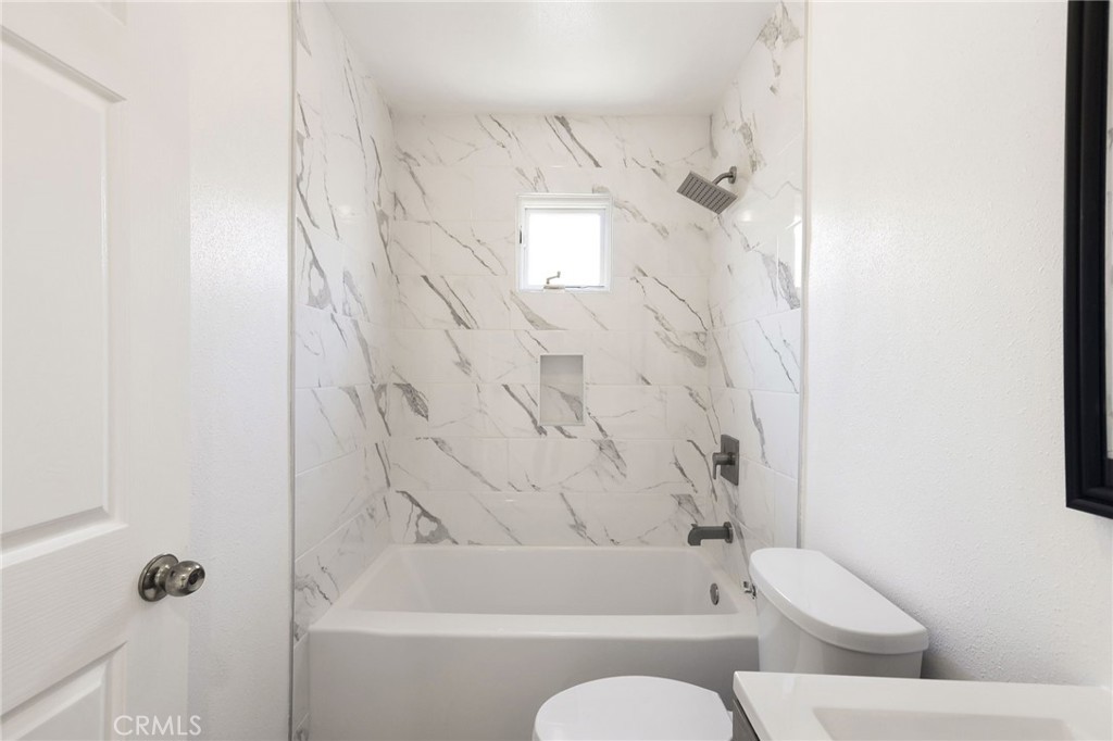 42 N Michigan 7 Property Photo 29