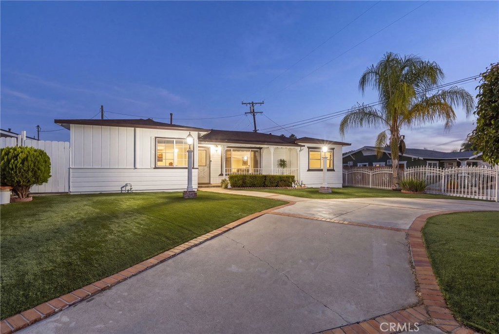 14502 Broadway Property Photo 1