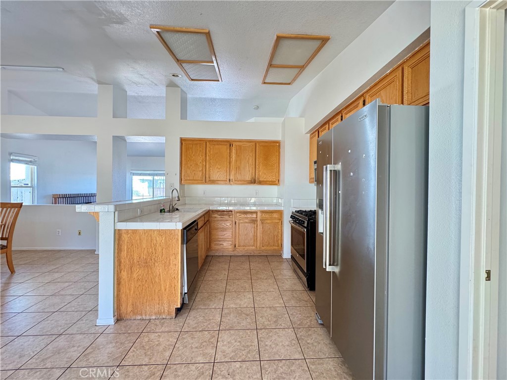 14351 Via Roca Property Photo 8