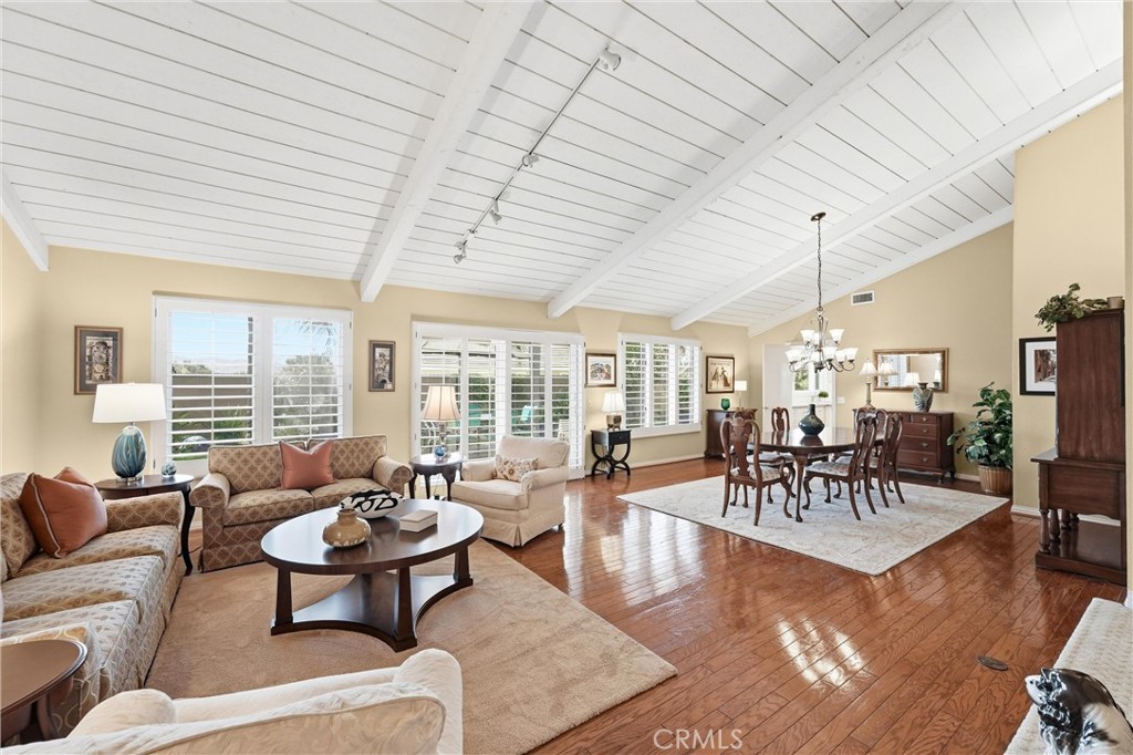 6012 Toyon Terrace Property Photo 6