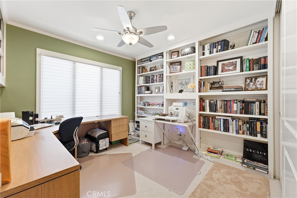 6012 Toyon Terrace Property Photo 25