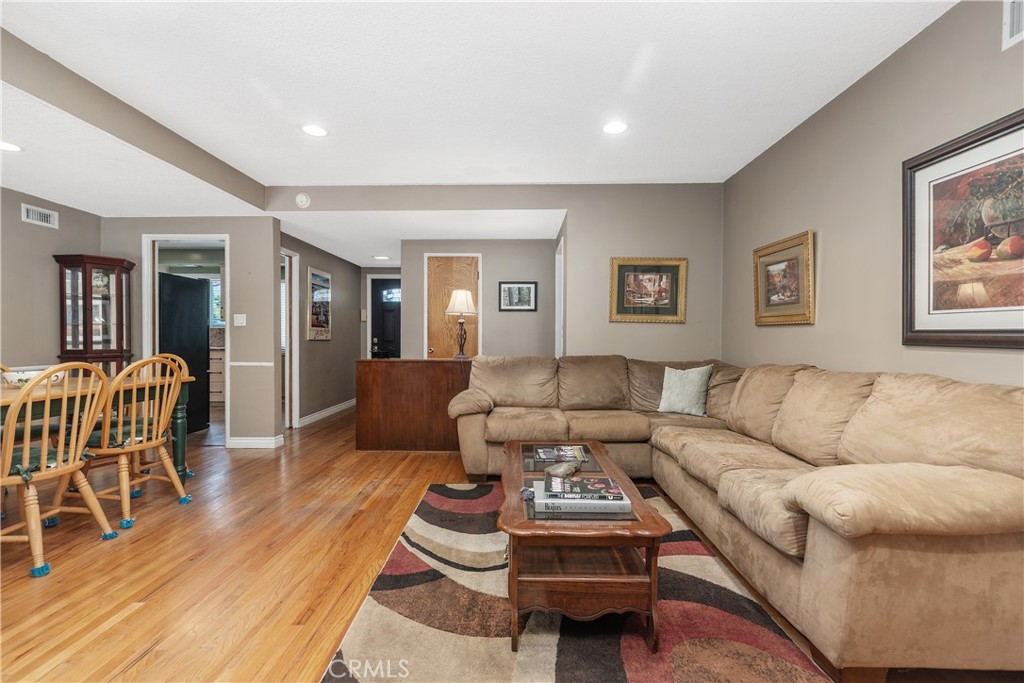 10541 Plunkett Property Photo 14