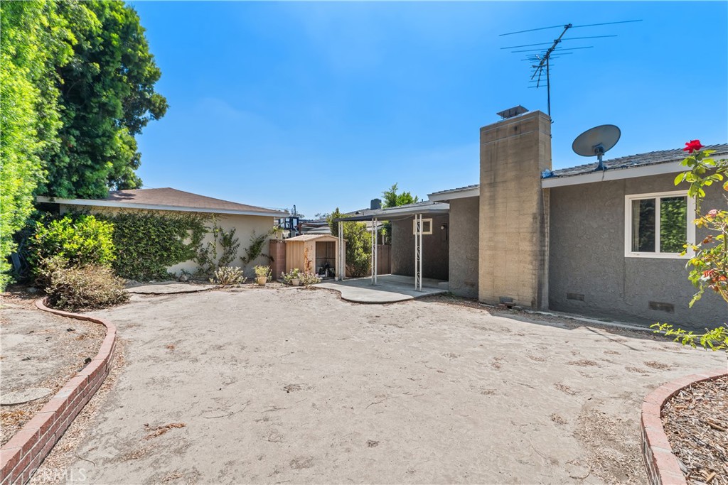 10541 Plunkett Property Photo 33