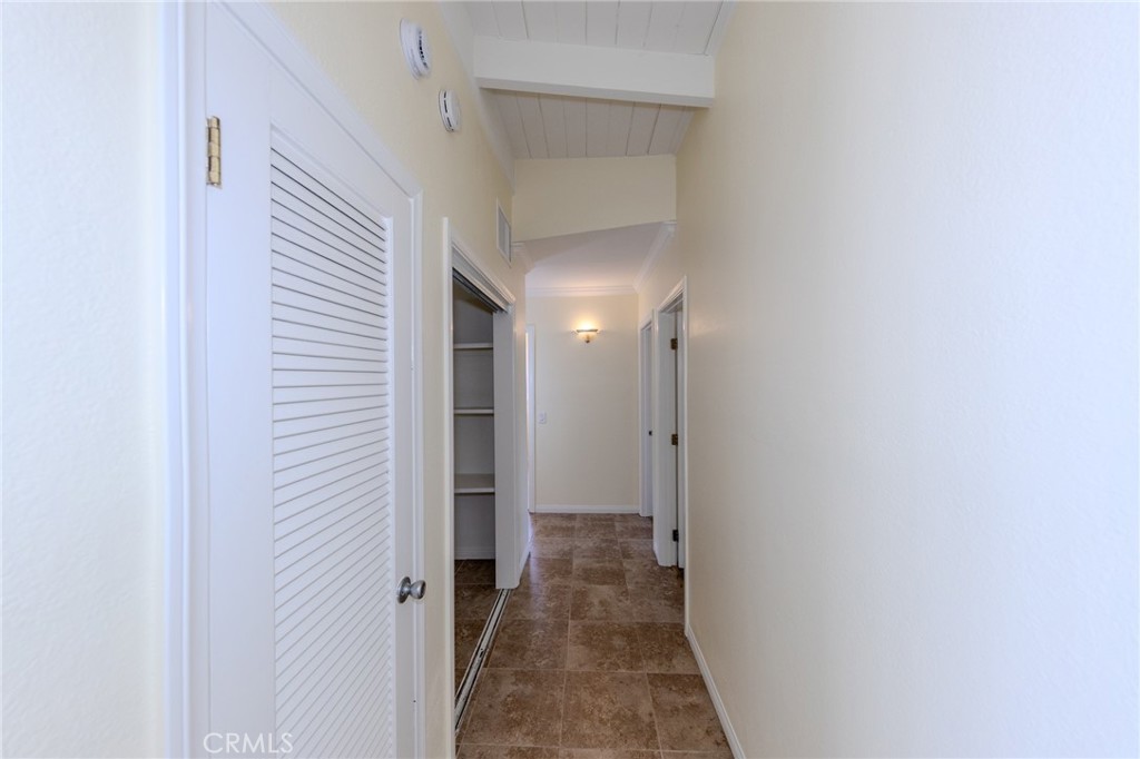 2227 E Ward Terrace Property Photo 13