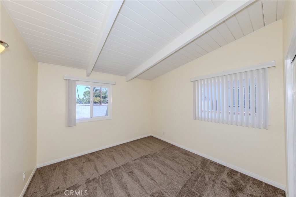 2227 E Ward Terrace Property Photo 20