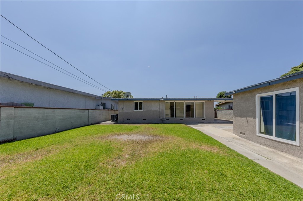 2227 E Ward Terrace Property Photo 31