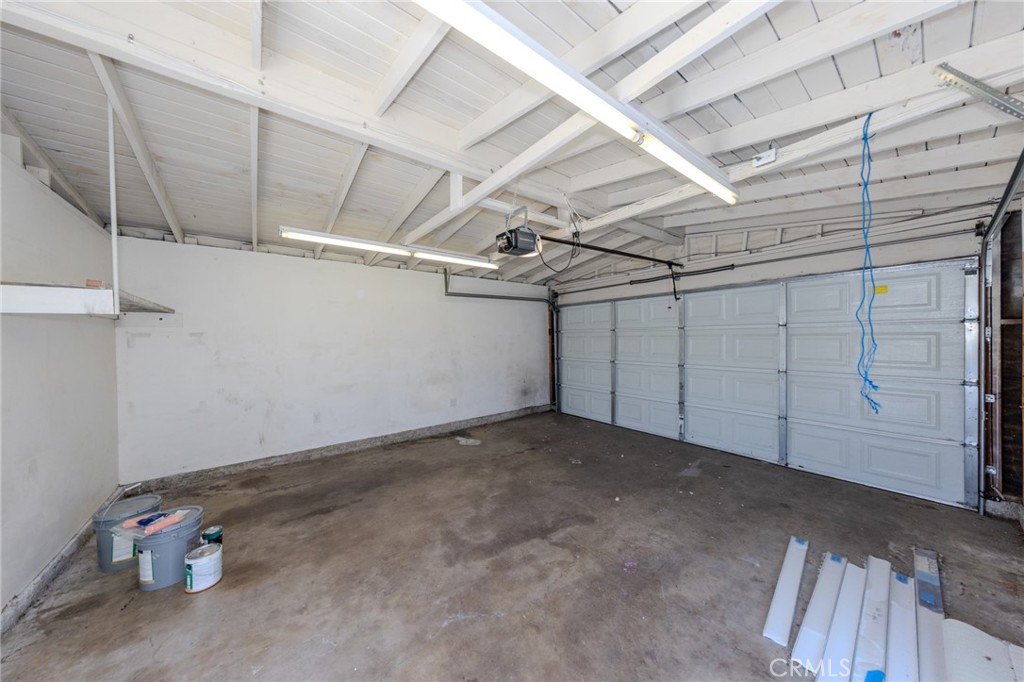 2227 E Ward Terrace Property Photo 35