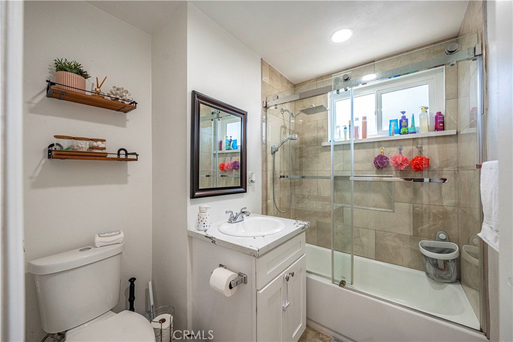 660 Buena Vista Avenue Property Photo 22