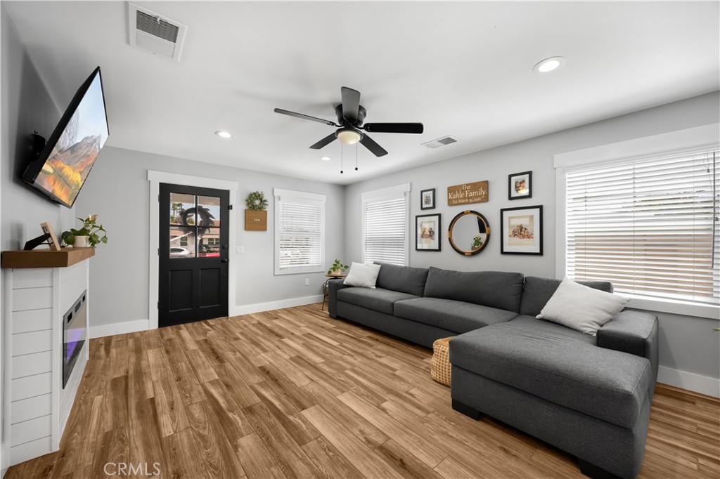 7571 El Caney Drive Property Photo 12