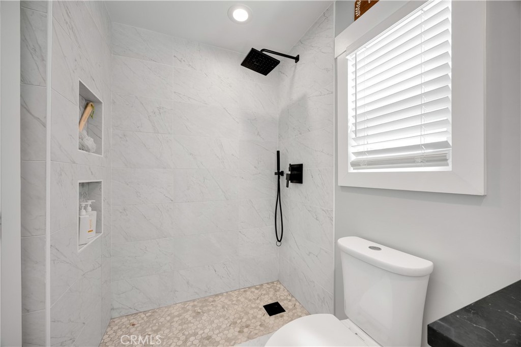 7571 El Caney Drive Property Photo 13