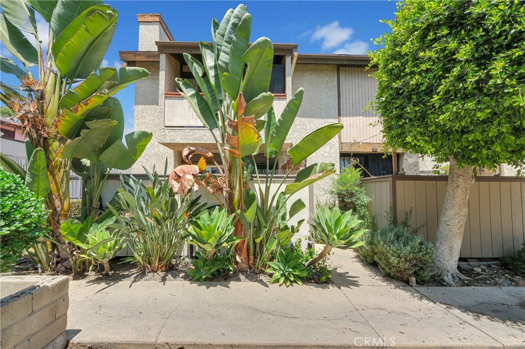 6431 Rugby Avenue E Property Photo 39