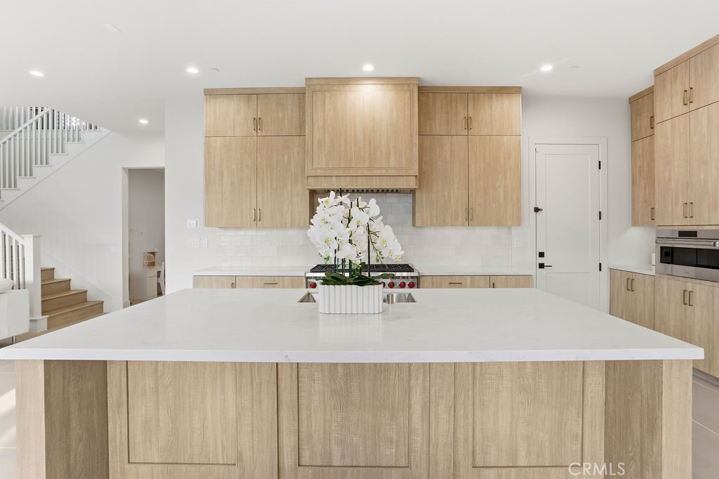 108 Oakstone Property Photo 14