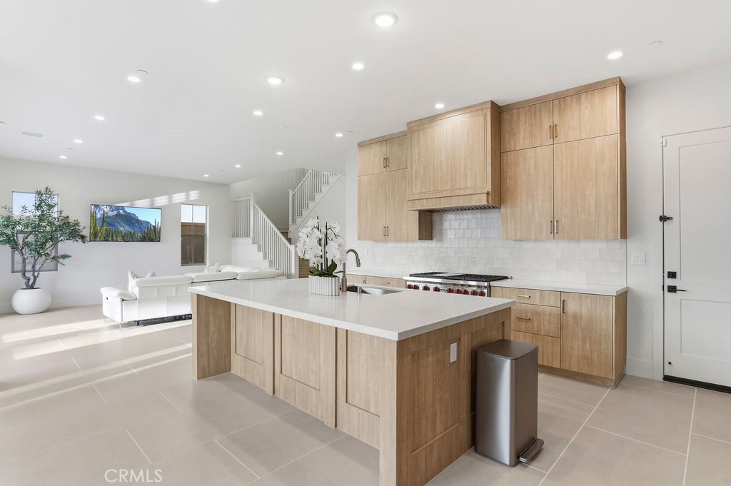 108 Oakstone Property Photo 16