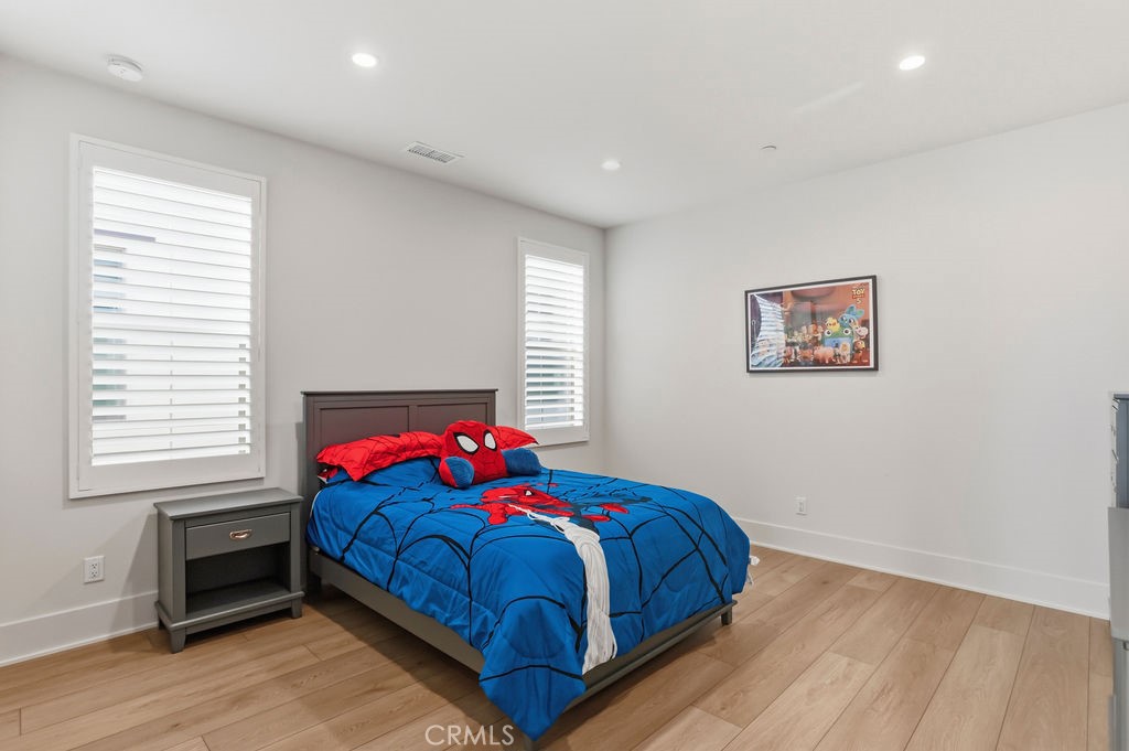 108 Oakstone Property Photo 28