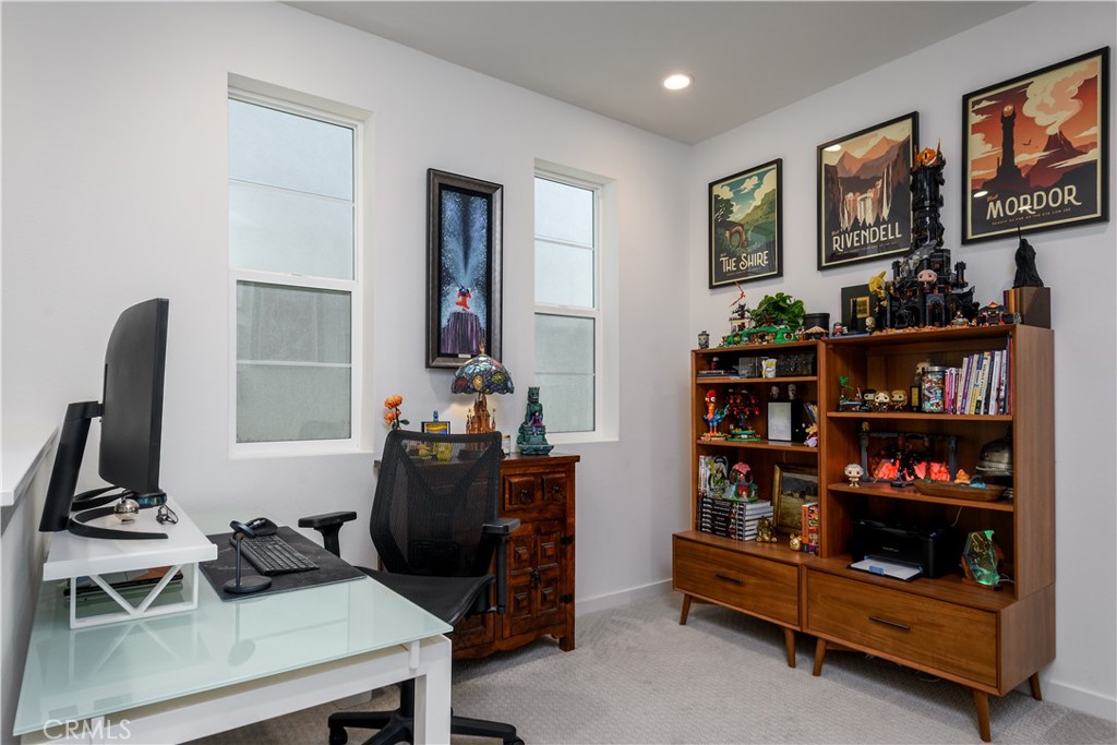 500 S Motif Property Photo 13