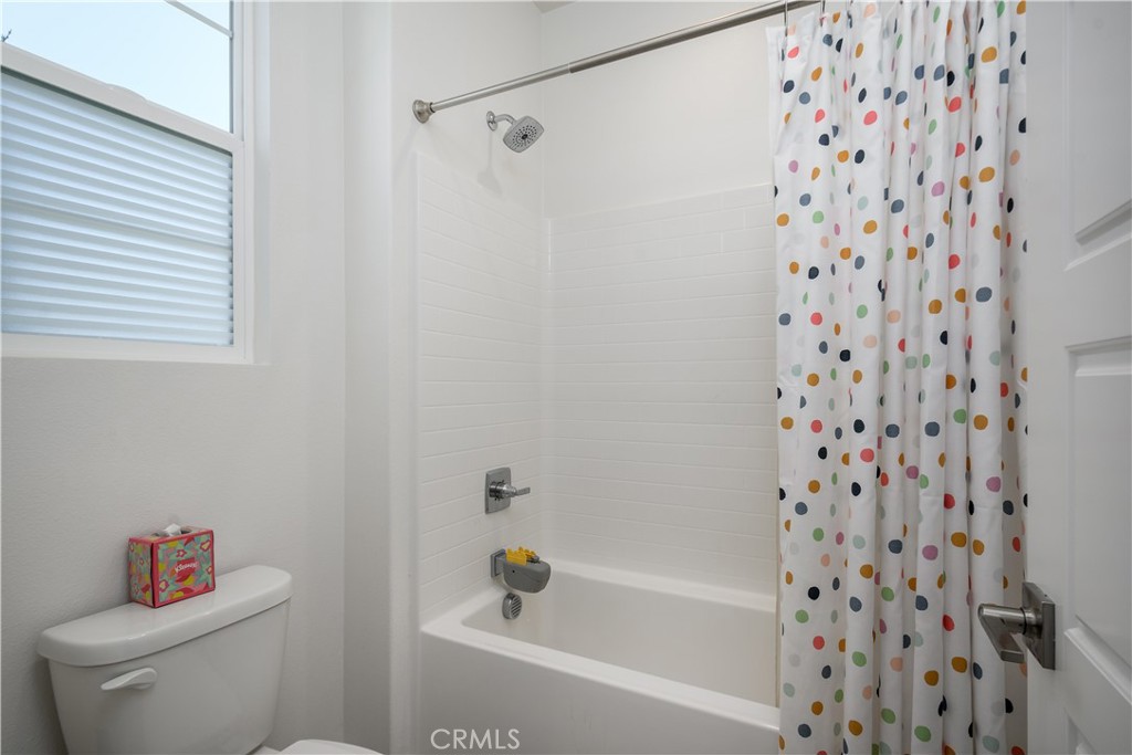 500 S Motif Property Photo 23