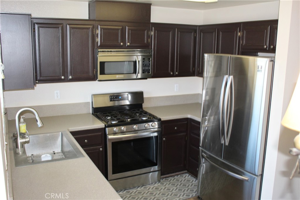 1530 E Spruce I Property Photo 1