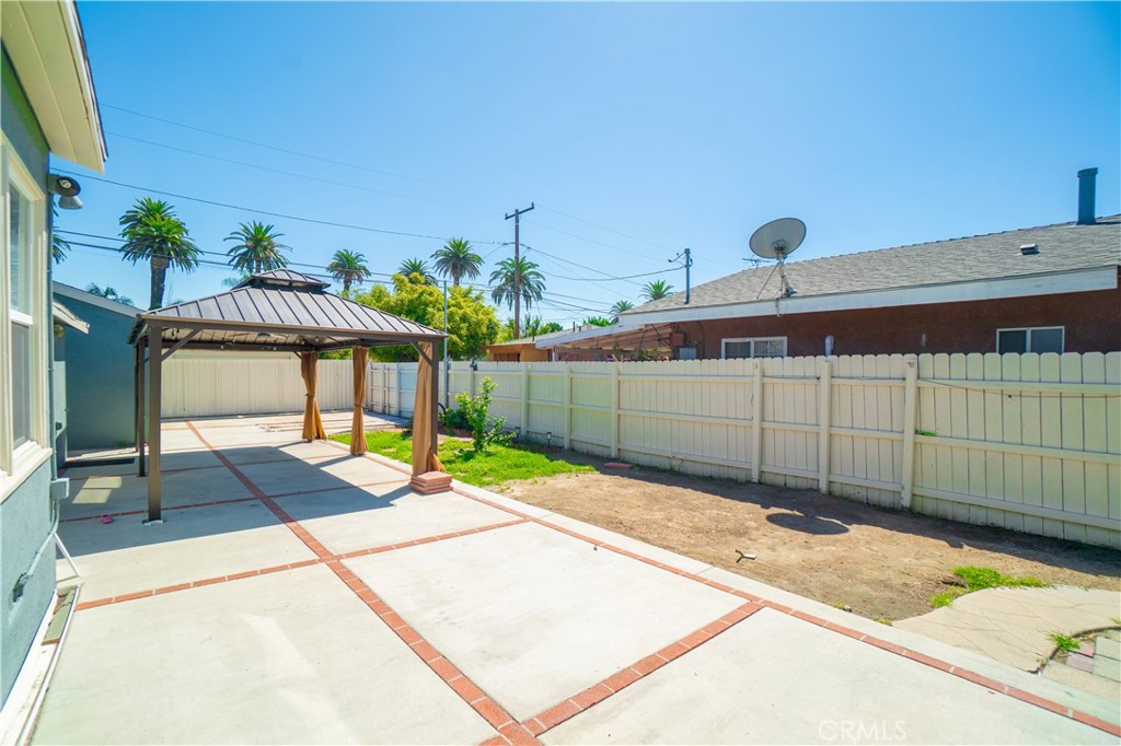 2746 Easy Property Photo 29