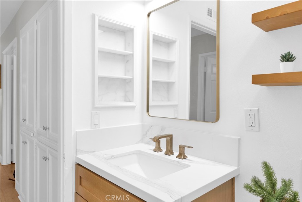 10462 Christopher St. Property Photo 38