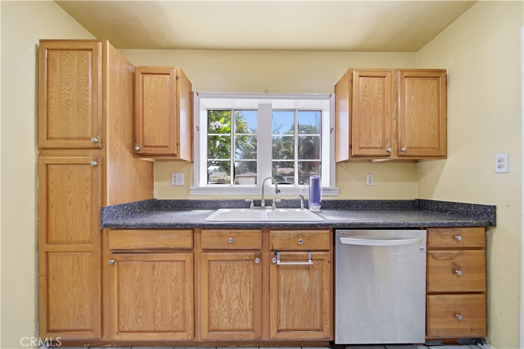 4901 Virginia Property Photo 13