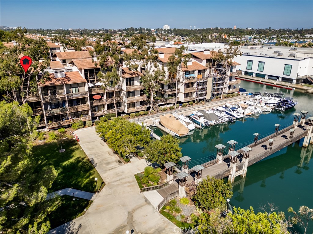 7316 N Marina Pacifica N Property Photo 2