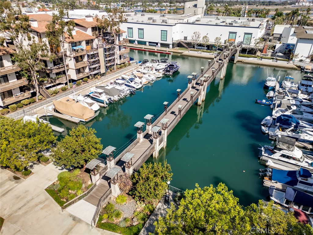 7316 N Marina Pacifica N Property Photo 28