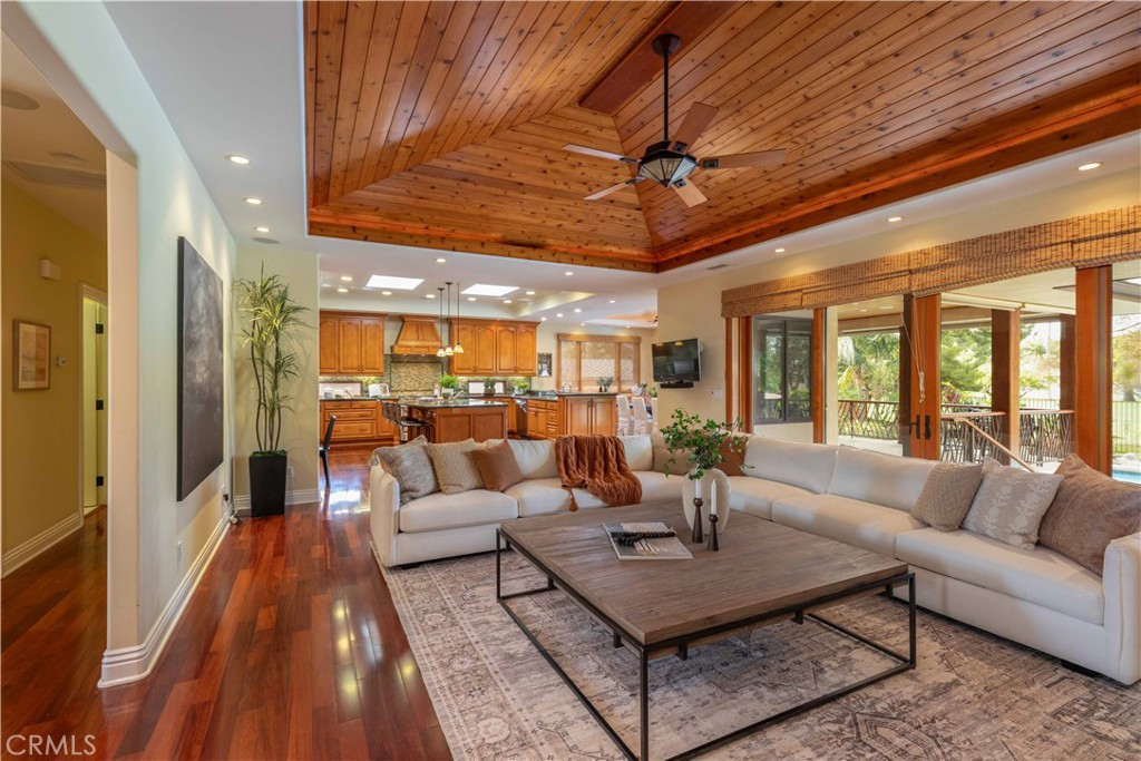 4004 Country Club Property Photo 10