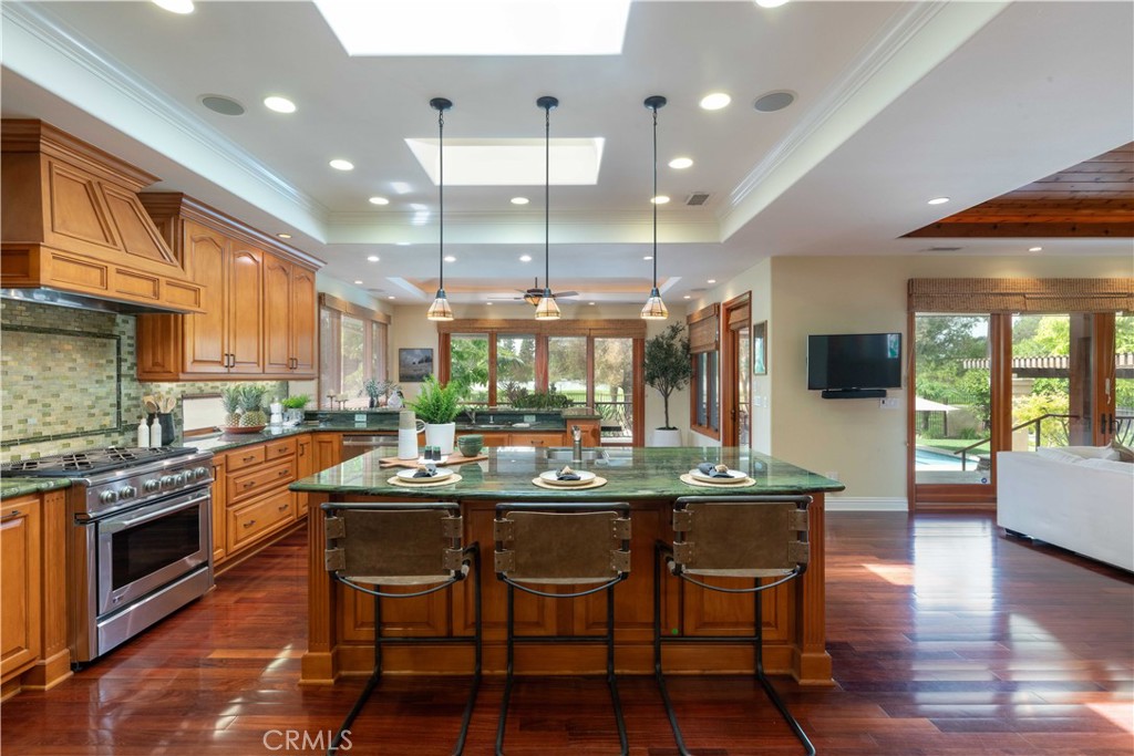 4004 Country Club Property Photo 13