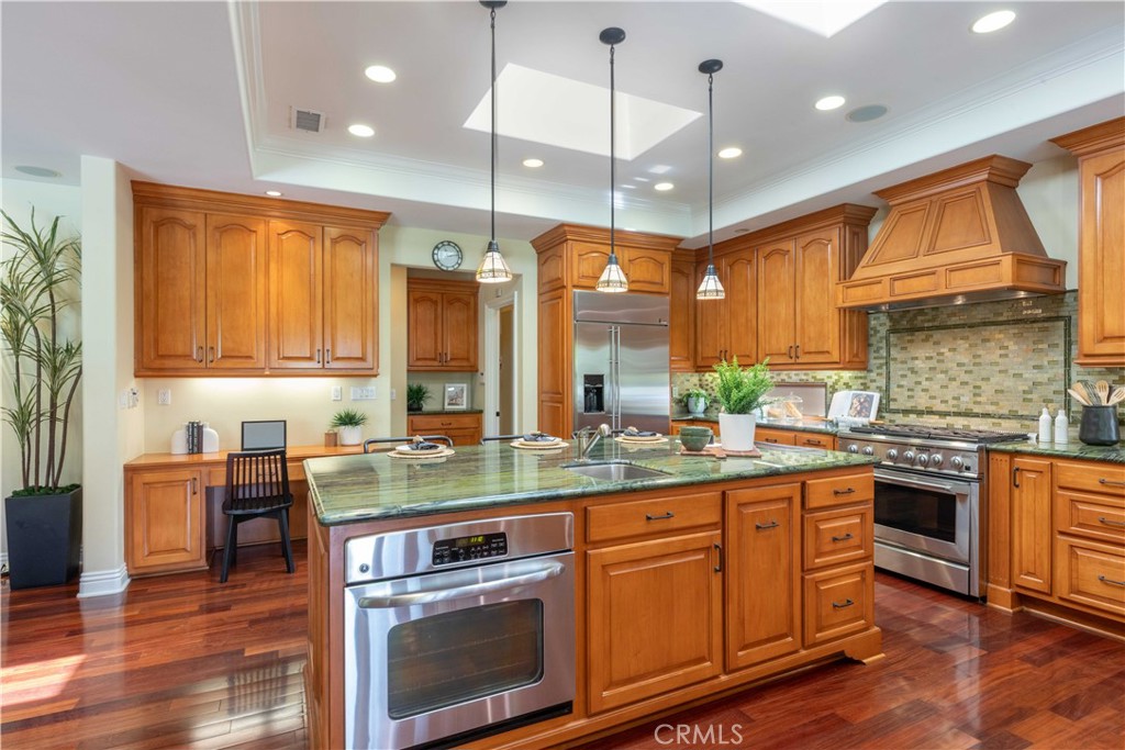4004 Country Club Property Photo 14