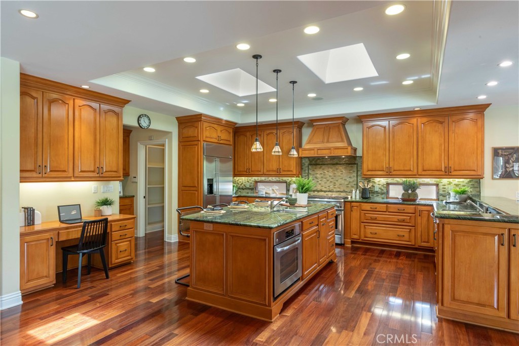 4004 Country Club Property Photo 23