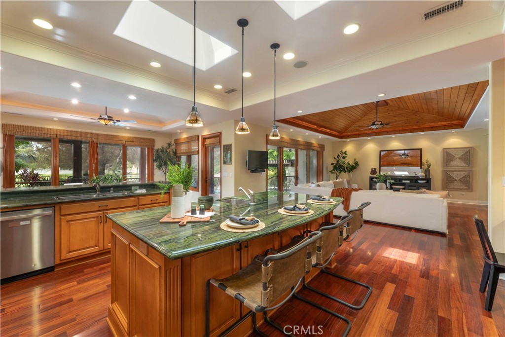 4004 Country Club Property Photo 28