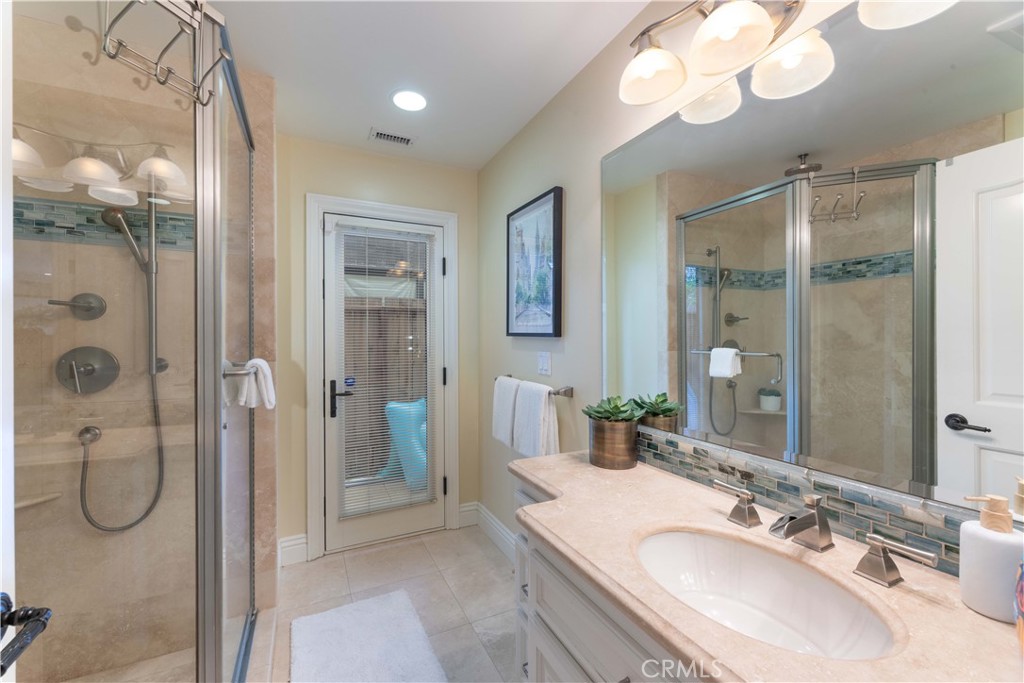 4004 Country Club Property Photo 32