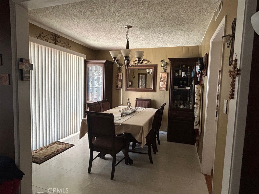 915 Carlson Property Photo 5
