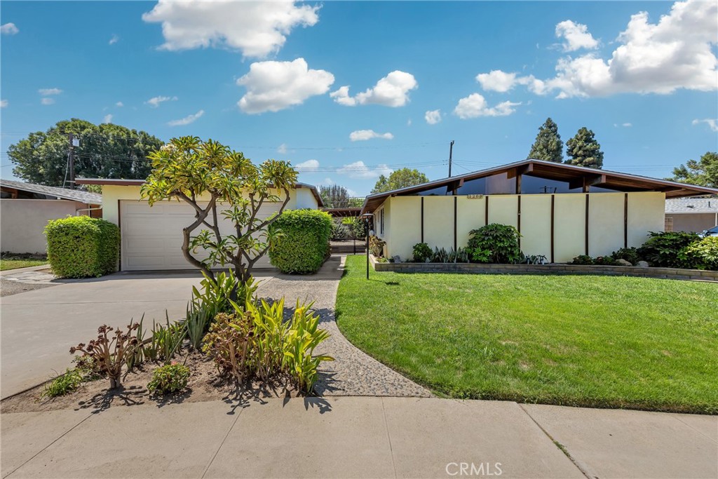 2200 Gregory Property Photo 5