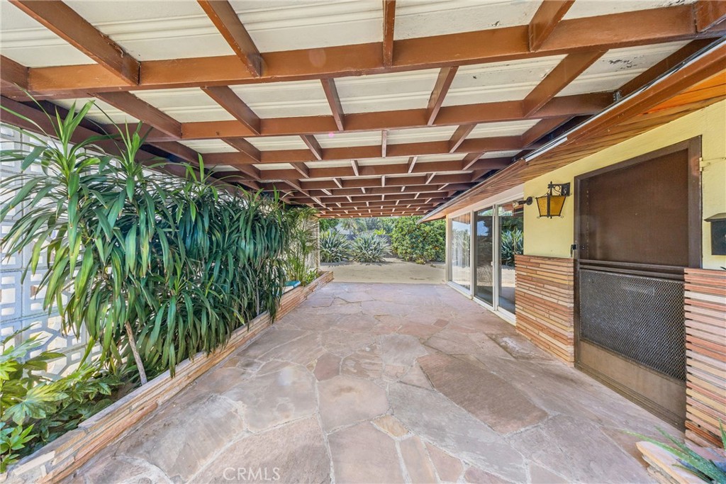 2200 Gregory Property Photo 9