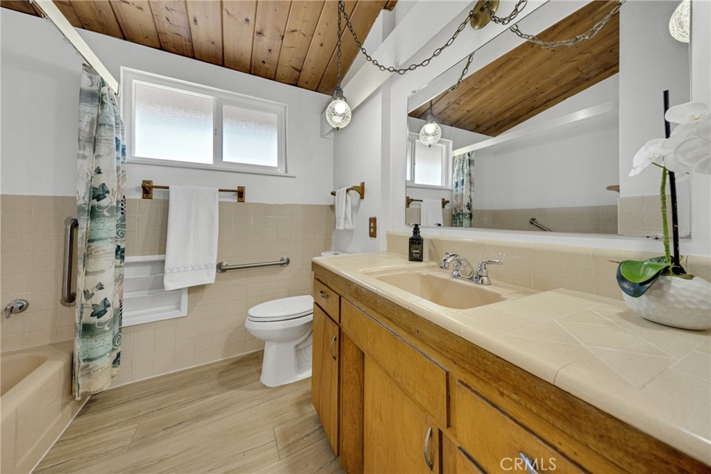 2200 Gregory Property Photo 38