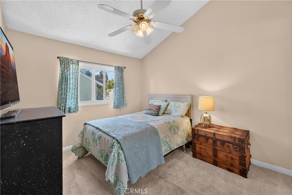 5037 E Almond Avenue 5 Property Photo 24