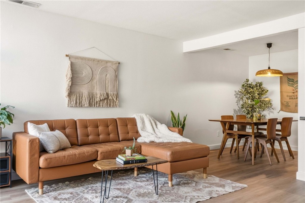 25712 Le Parc 41 Property Photo 7