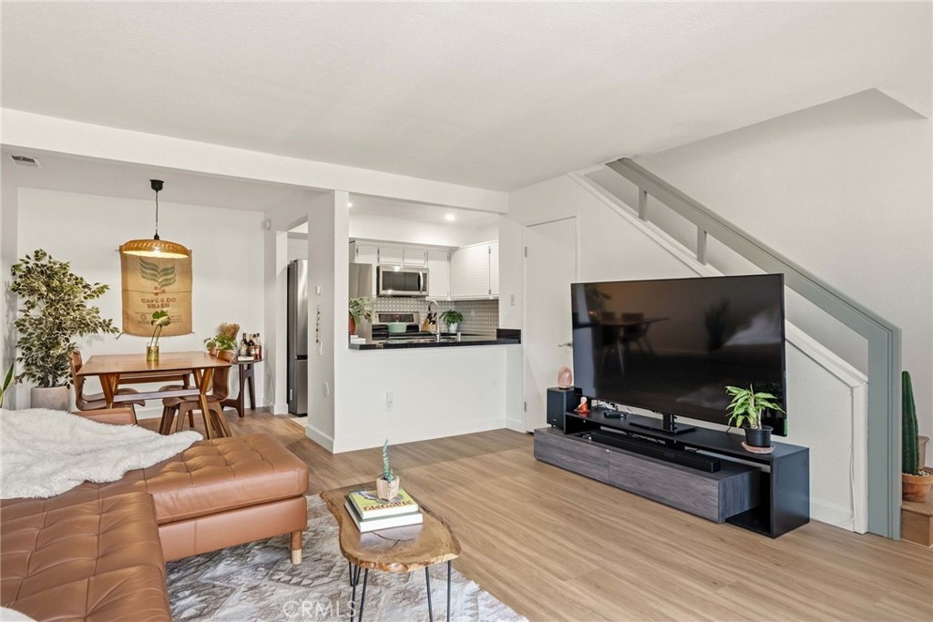 25712 Le Parc 41 Property Photo 11