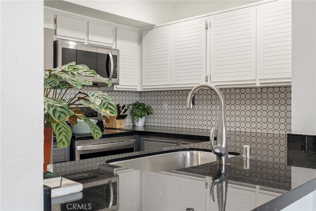 25712 Le Parc 41 Property Photo 15