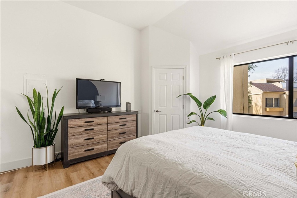 25712 Le Parc 41 Property Photo 19