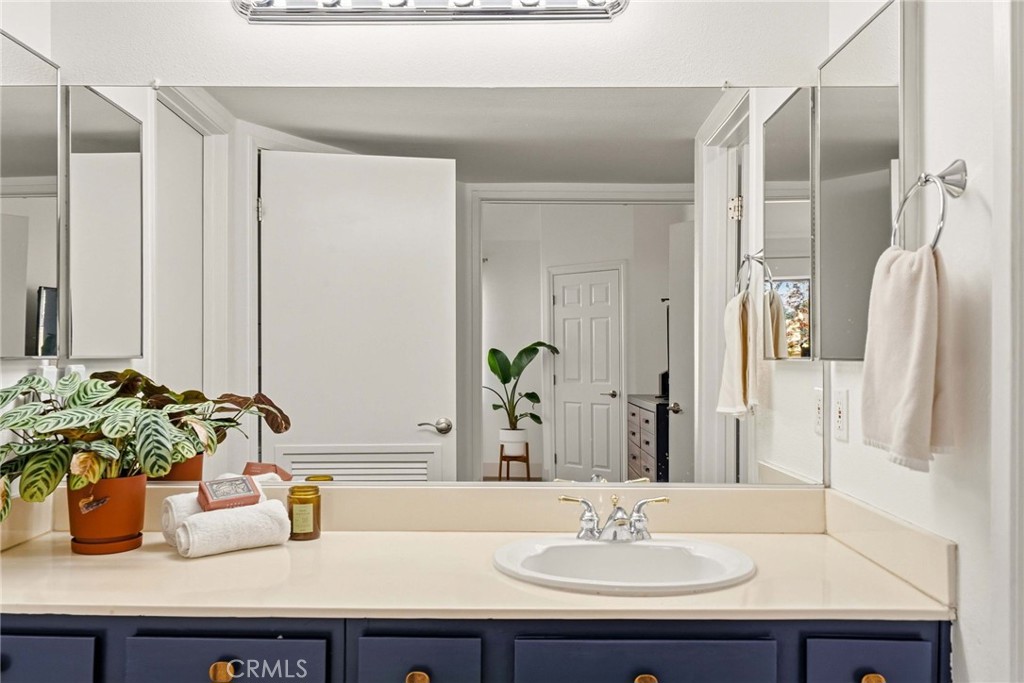 25712 Le Parc 41 Property Photo 23