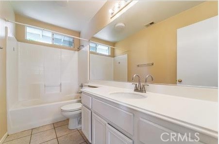 200 River Rock Court Property Photo 10