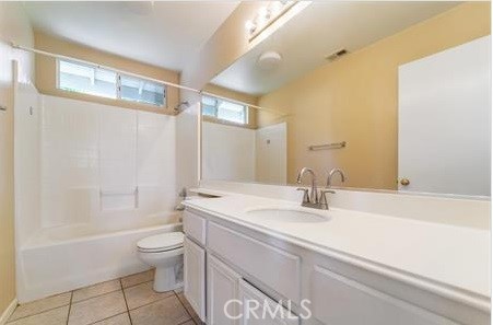 200 River Rock Court Property Photo 11