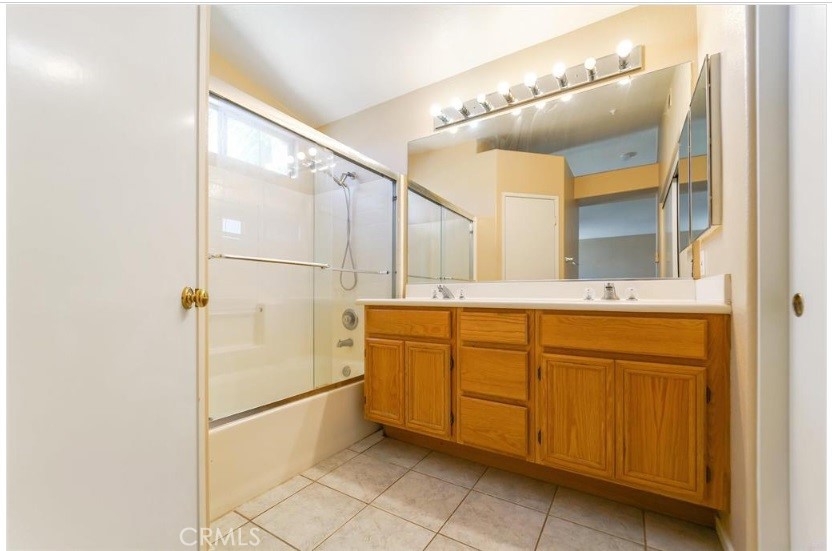 200 River Rock Court Property Photo 11