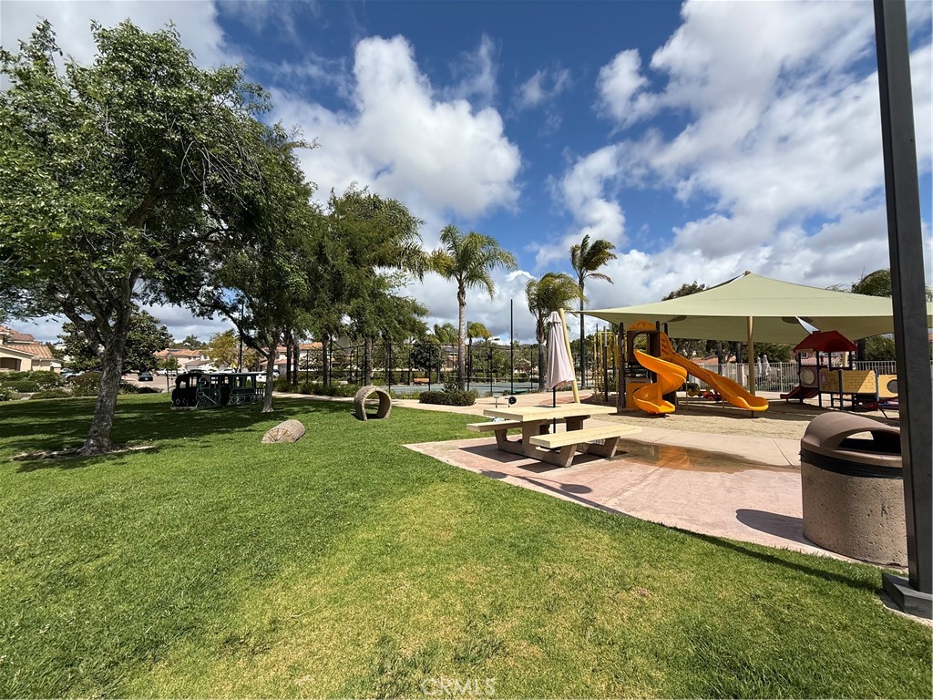 200 River Rock Court Property Photo 21