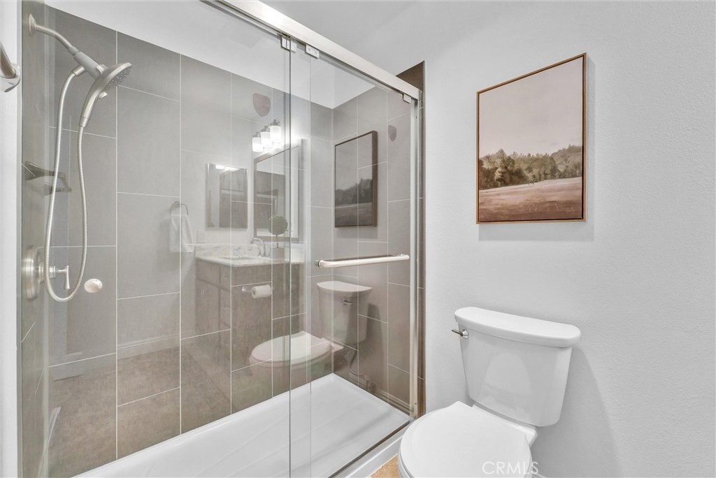 3062 Associated 10 Property Photo 14